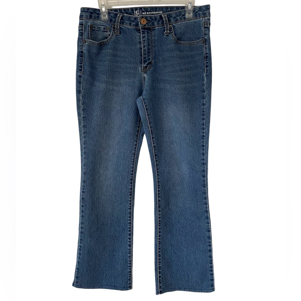 No Boundaries Medium Wash Straight Leg Jeans